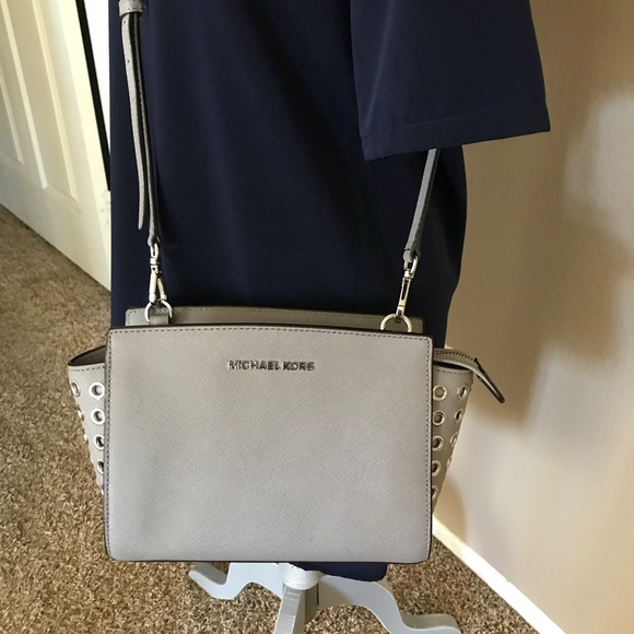 Authentic MK - Picture 3 of 4